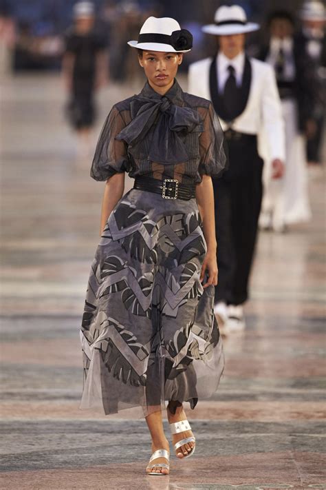 chanel cuba details|chanel cruise runway.